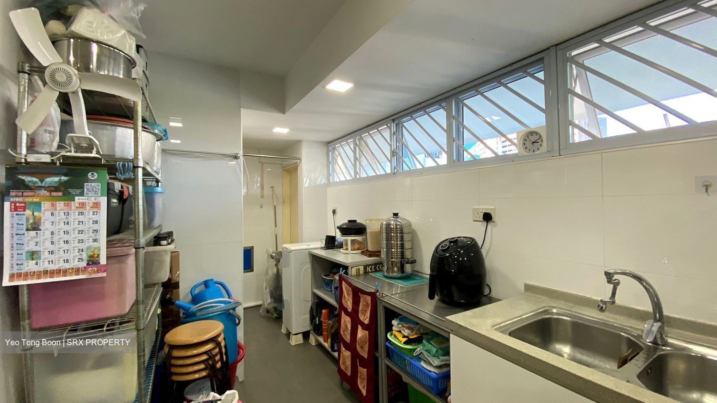 Queensway Tower / Queensway Shopping Centre (D3), Apartment #543092841